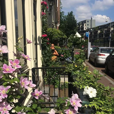 Barrio Гостевой дом Амстердам