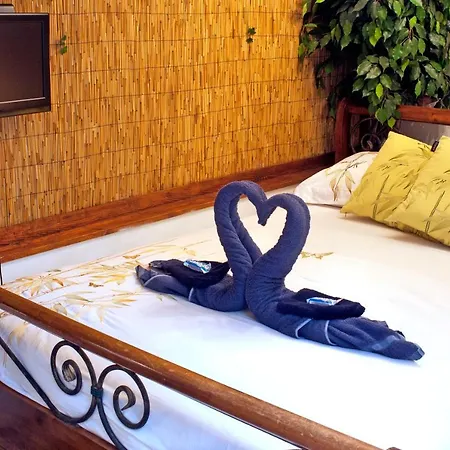 Barrio Гостевой дом 3*