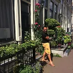 Barrio 3*