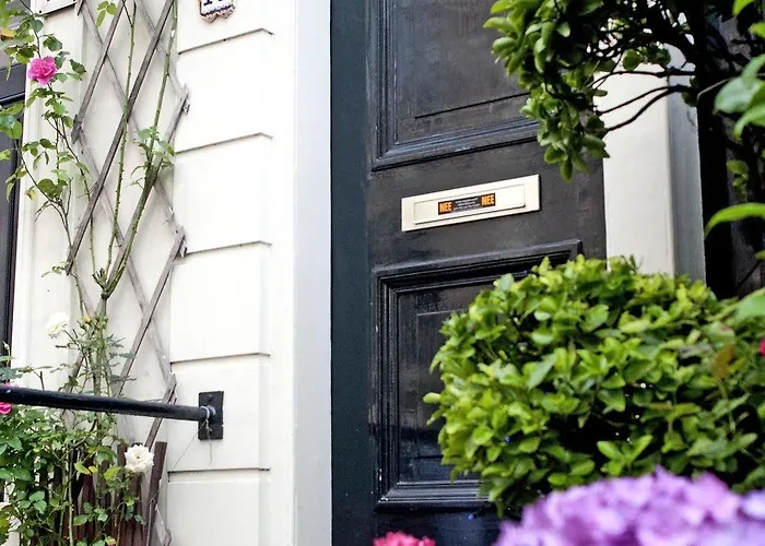 بيت ضيافة Barrio 3*